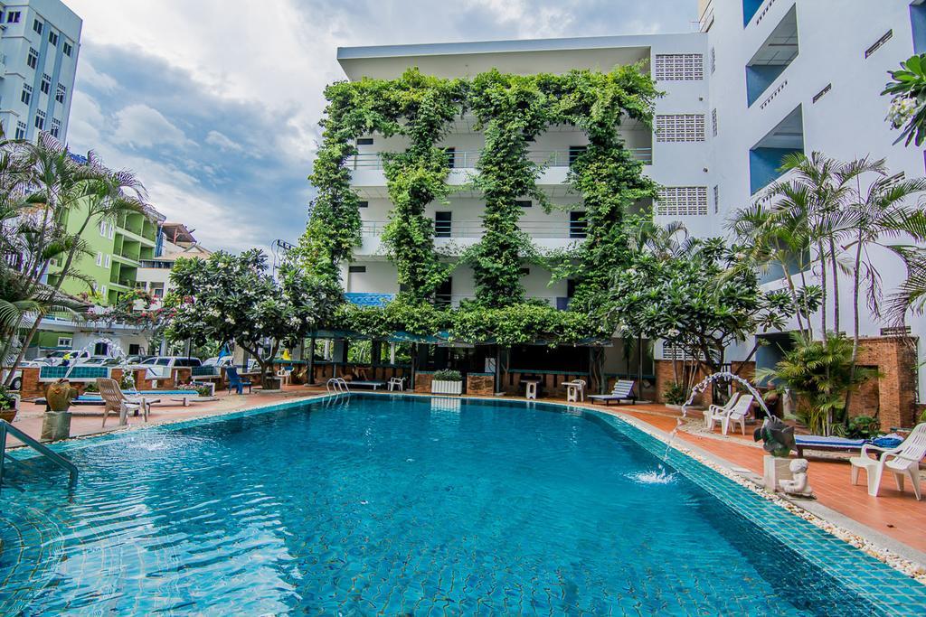 Sutus Court 1 Hotel Pattaya Exterior photo