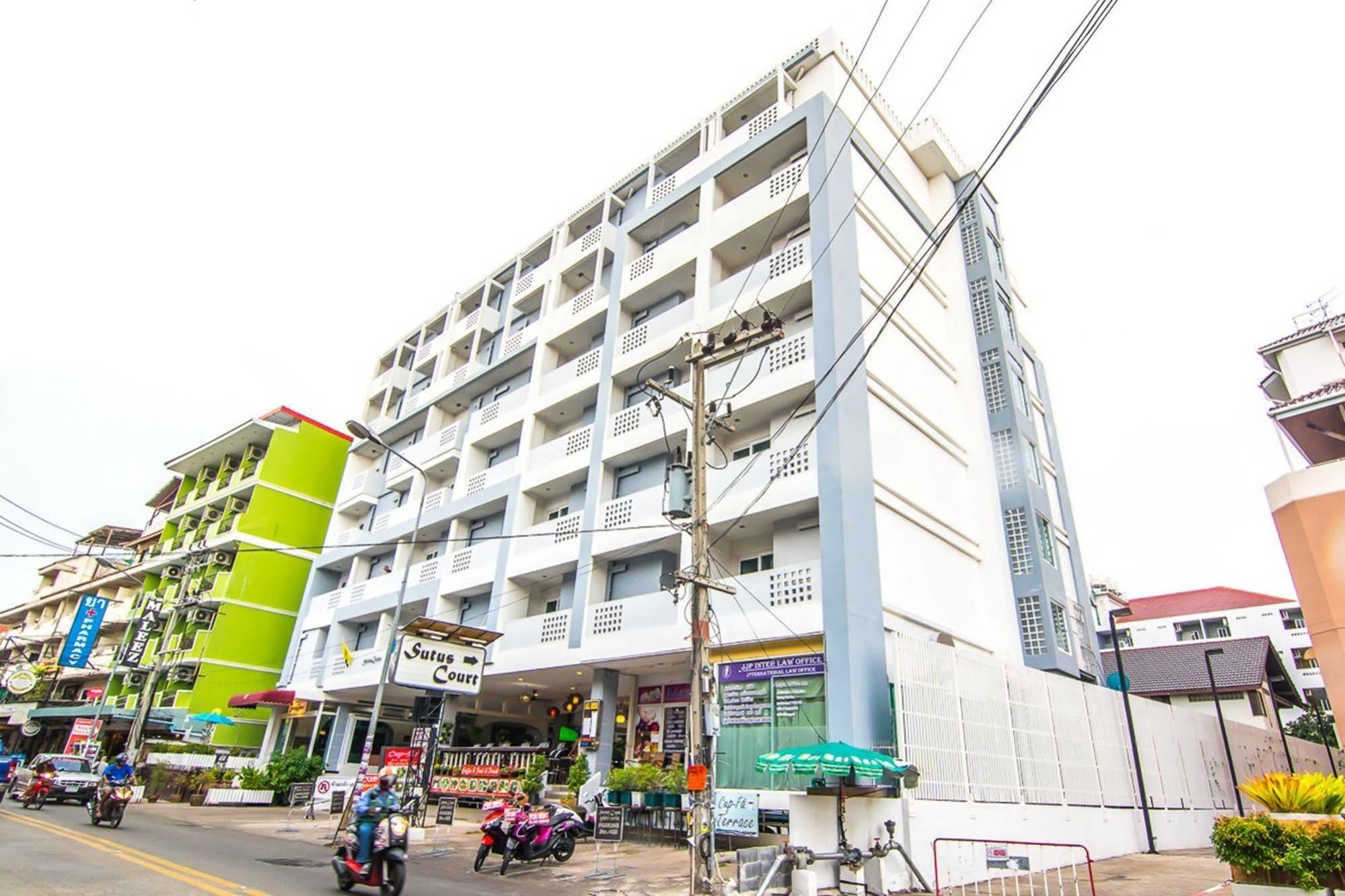 Sutus Court 1 Hotel Pattaya Exterior photo