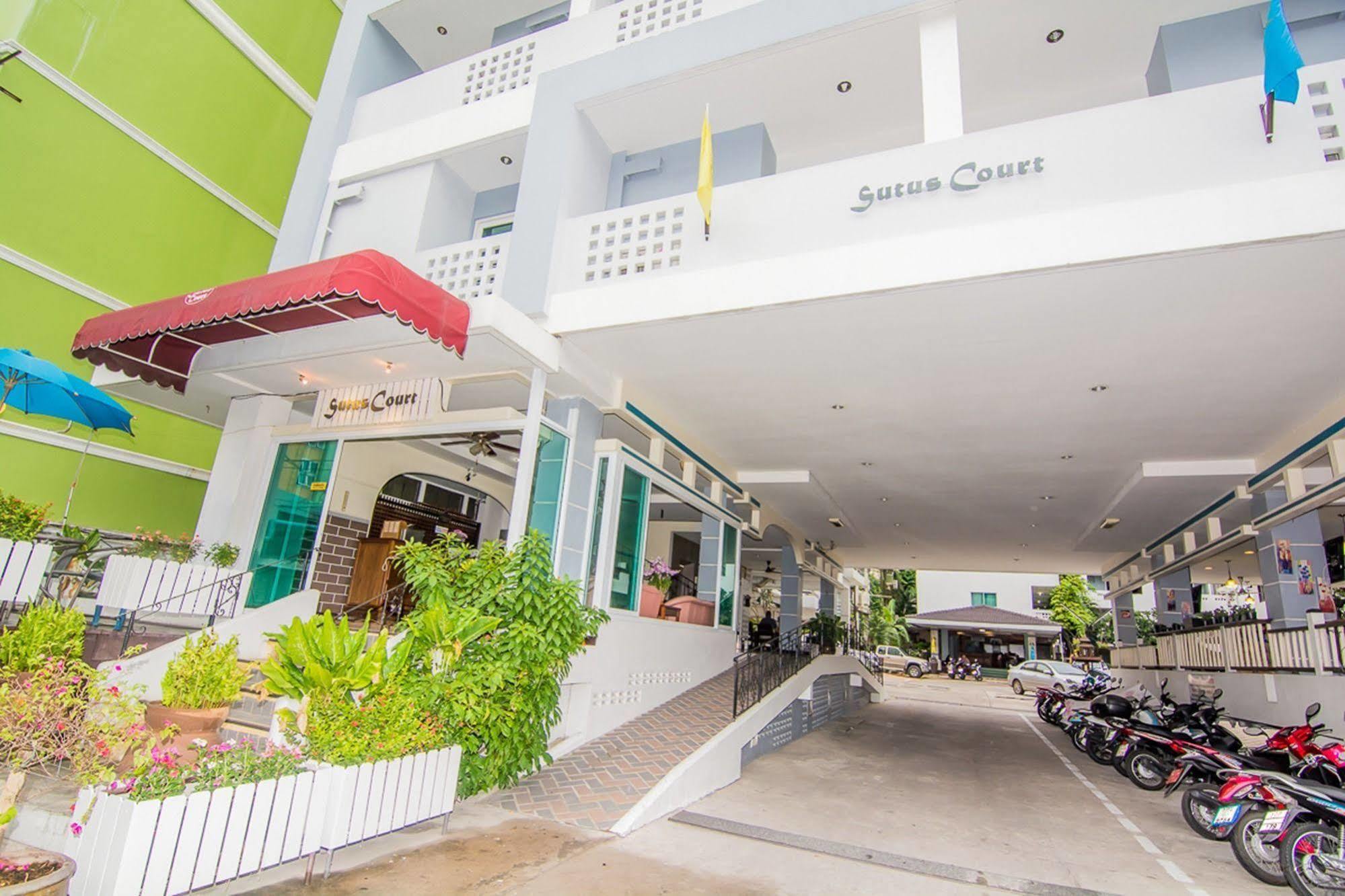 Sutus Court 1 Hotel Pattaya Exterior photo